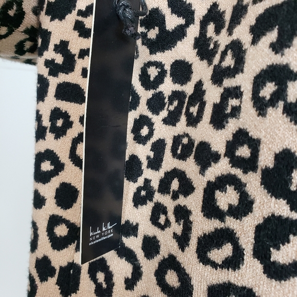 Nicole Miller Leopard Print Cardigan - Picture 5 of 11